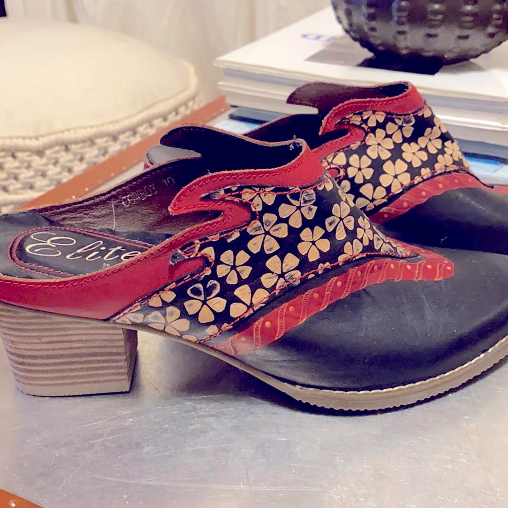Corkys Elite clogs